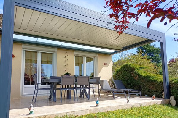 Réalisation Thézard Menuiserie — Pergolas bioclimatiques