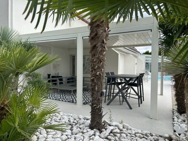 Réalisation Thézard Menuiserie — Pergolas bioclimatiques