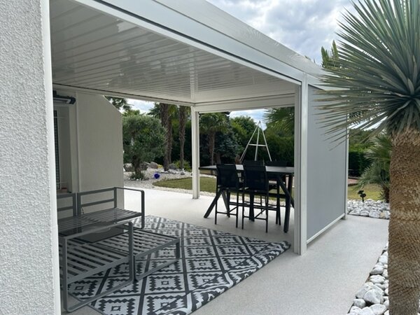 Réalisation Thézard Menuiserie — Pergolas bioclimatiques